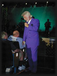 Mark Hinds as KENNY ROGERS, Memories Theatre, Pigeon Forge, TN 7-16-01