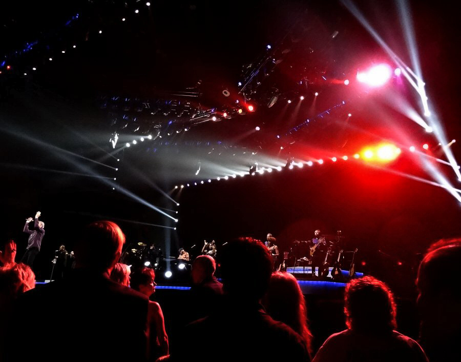 Neil Diamond Live at MGM GRAND, Las Vegas, NV  9-1-2012