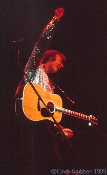 Neil Diamond at Chicago Stadium in 1983