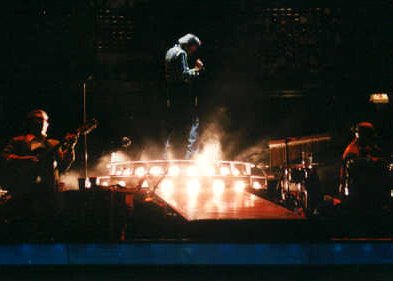 Neil Diamond at Continental Airlines Arena, East Rutherford, NJ, 1996 - Photo by Alex Westner